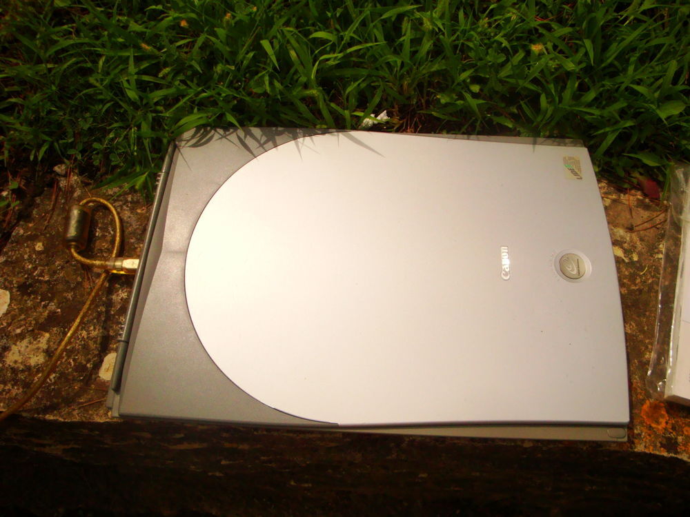 Scanner CANON Ref CANO scan N65OU canon Matériel informatique