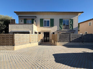 Vente Appartement 3 pièces duplex Antibes dans Mas provençale rénové Antibes