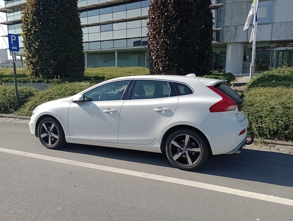 V40 T3 152 ch R-Design 2018 occasion 19210 Lubersac