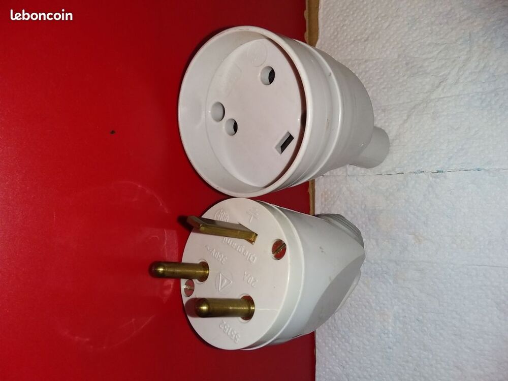 Duo fiche + prise 2p+t Legrand 20A Bricolage