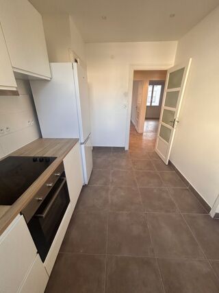  Appartement à louer 2 pièces 44 m²