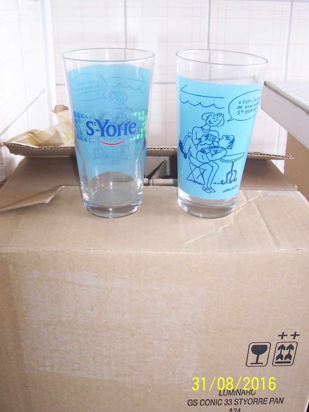 VERRES + PENDULE ST YORRE Cuisine