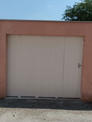  Parking / Garage � louer 15 m�