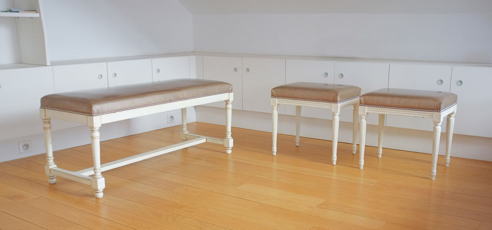 Ensemble banquette &amp; tabourets style louis XVI | bois blanc Meubles