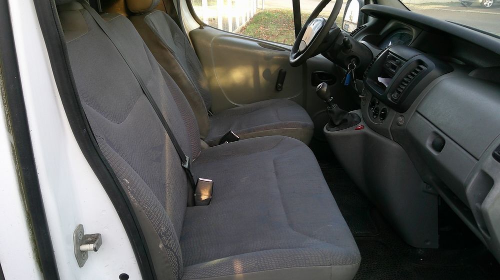 Trafic TRAFIC FGN L1H1 1000 KG 1.9 dCi 80 2002 occasion 10000 Troyes