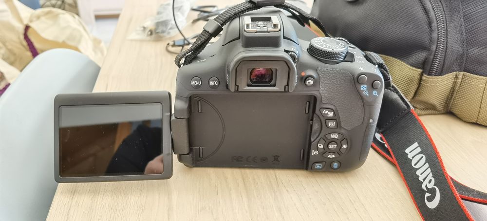 Canon EOS 750D Photos/Video/TV
