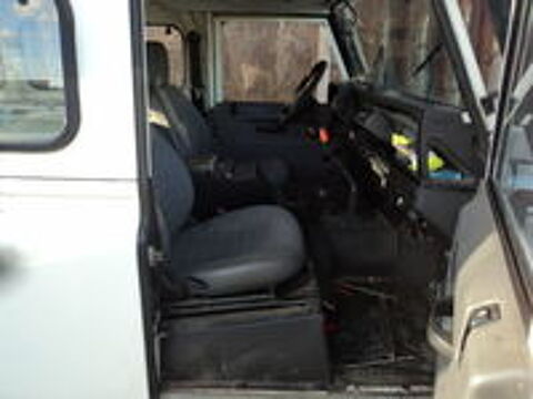 Defender 110 Td5 2001 occasion 78610 Le Perray-en-Yvelines