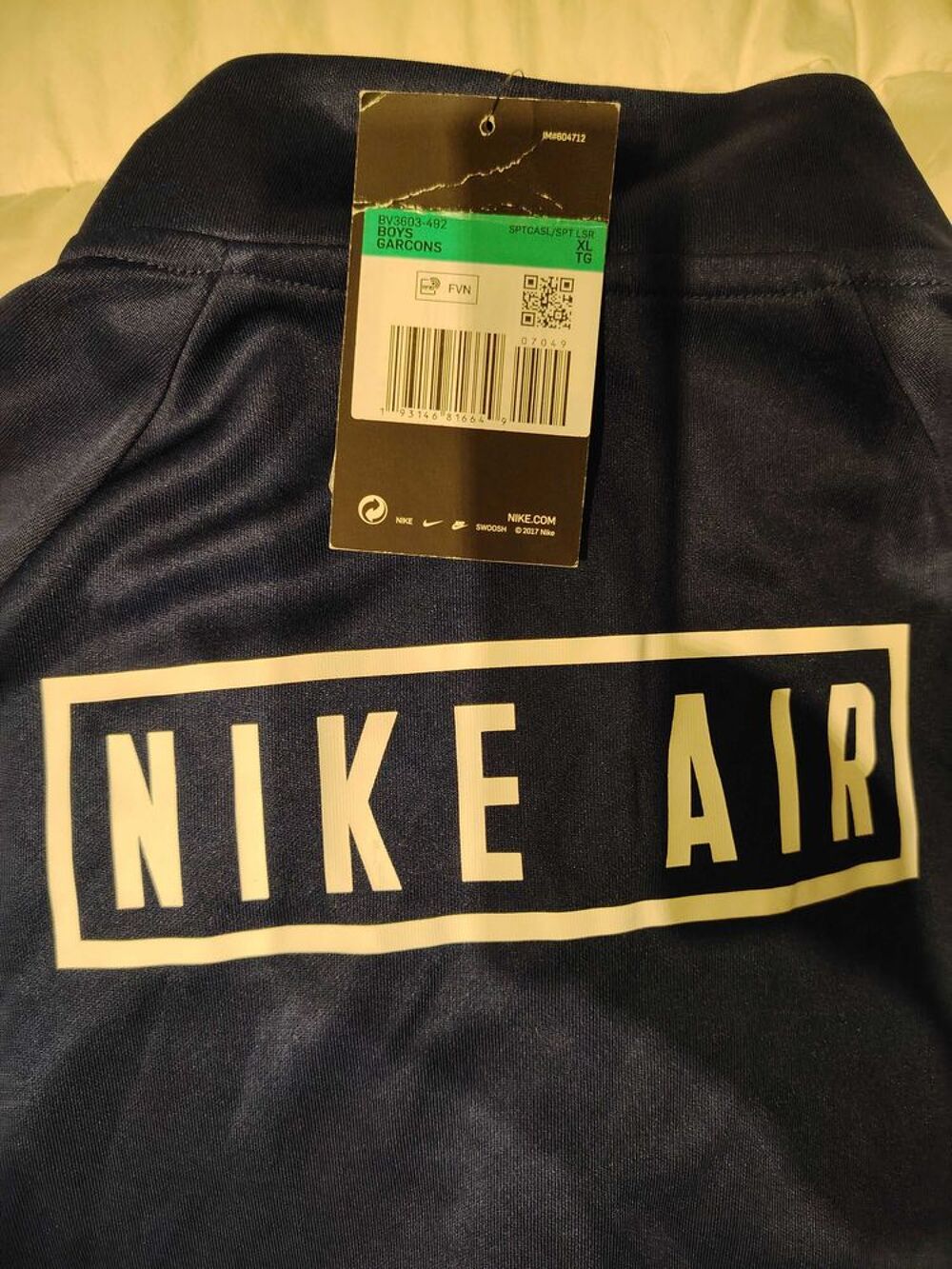 SURV&Ecirc;TEMENT NIKE AIR Vêtements
