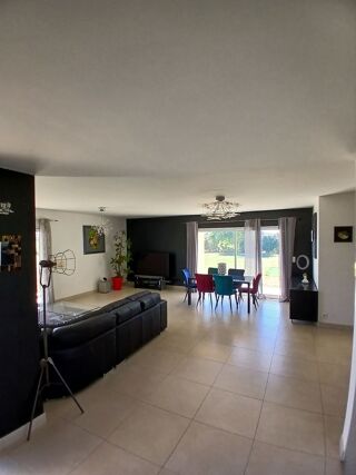  Maison à vendre 5 pièces 2100 m²