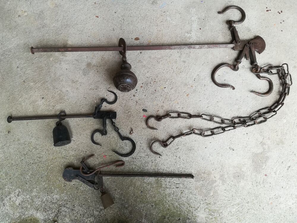 ANTIQUITES 