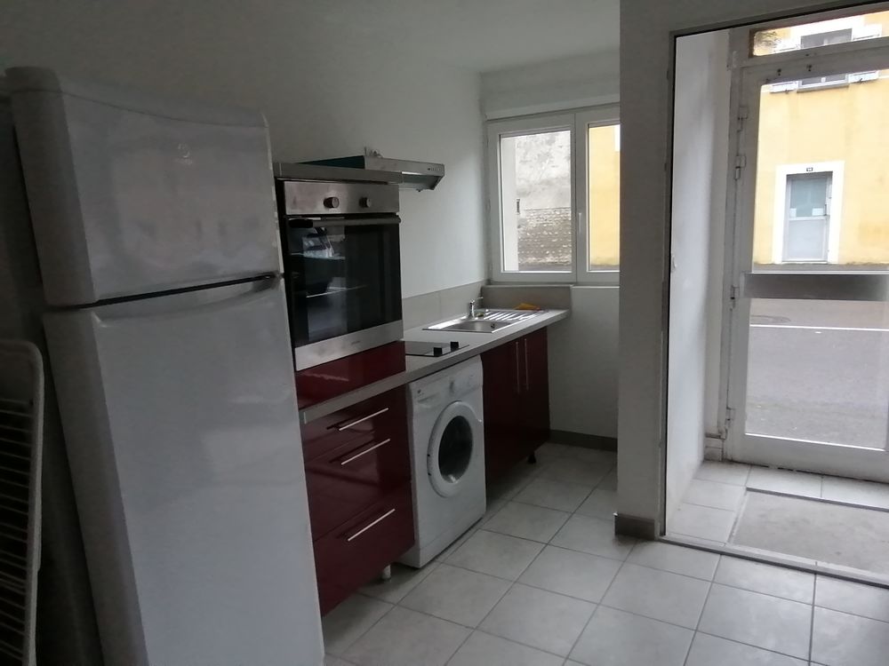 Location Duplex/Triplex T2 récent  en Duplex plein centre Tarbes Tarbes