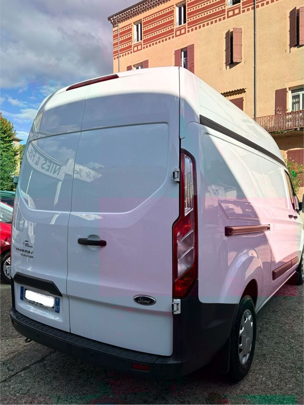 Transit Custom TRANSIT CUSTOM FOURGON 290 L2H2 2.0 TDCi 130 LIMITED 2017 occasion 07600 Vals-les-Bains