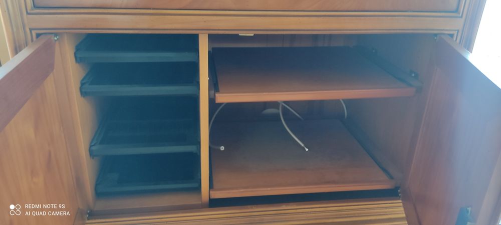 Meuble TV en merisier Meubles