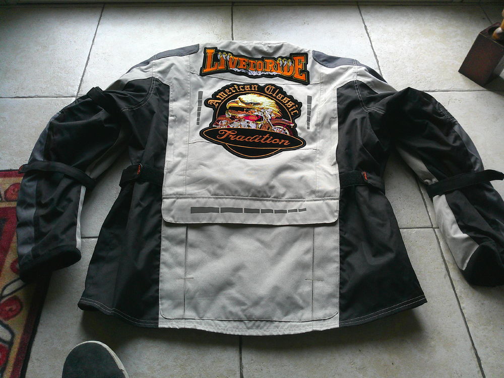 veste motard ou enduro Vêtements
