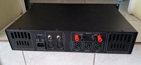 Sonorisation complète BOOST NPA-220 + 2 enceintes Mc Crypt ? Dommartin (69)