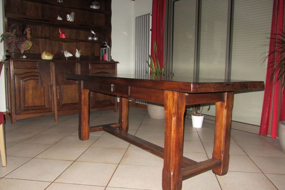 TABLE FERME BOIS MASSIF AVEC RALLONGES Meubles