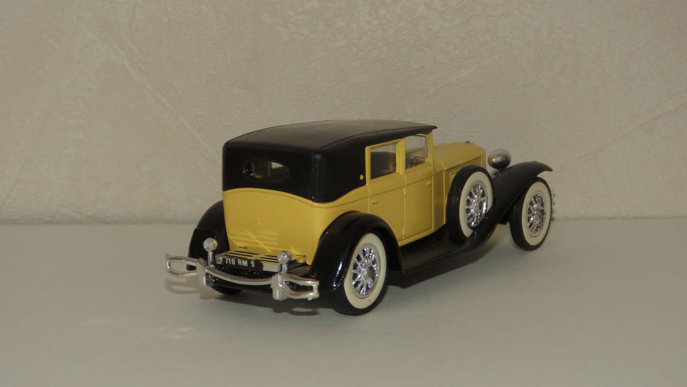 Voiture miniature Cord L 29 