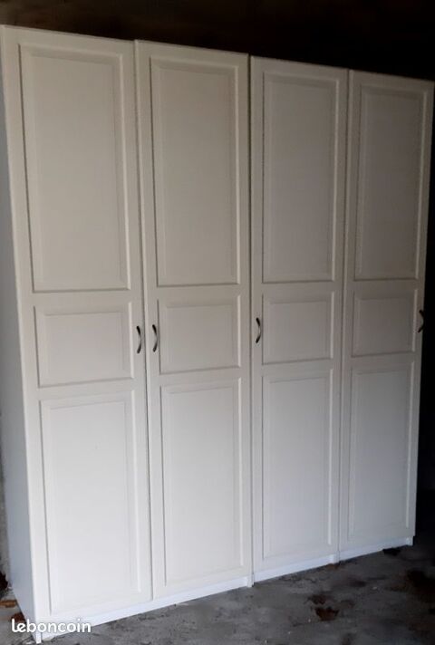 1 penderie et ses 2 colonnes  de rangement en laque blanc 801 Francheville (27)