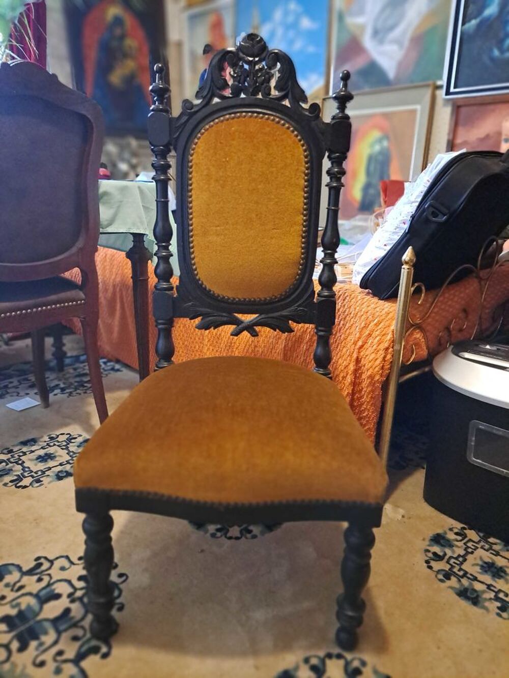 diff&eacute;rentes chaises 