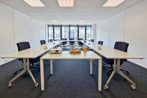 Espace de travail privé personnalisé en fonction des besoins uniques de votre entreprise à Grenoble Meylan 972 38240 Meylan