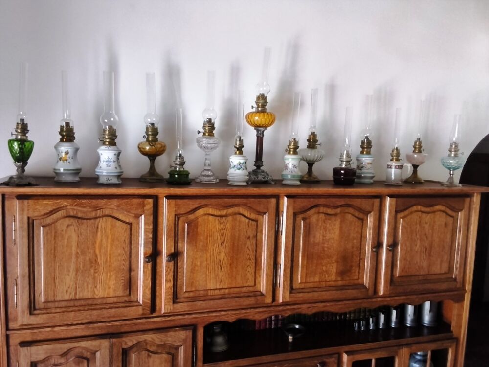 Lot lampes &agrave; p&eacute;trole anciennes Décoration