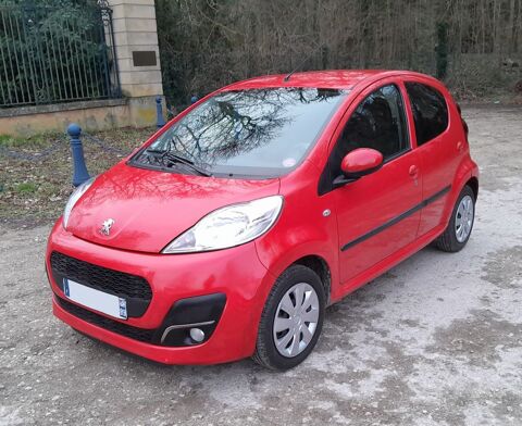 Peugeot 107 1.0e 12V 68ch BLUE LION Allure