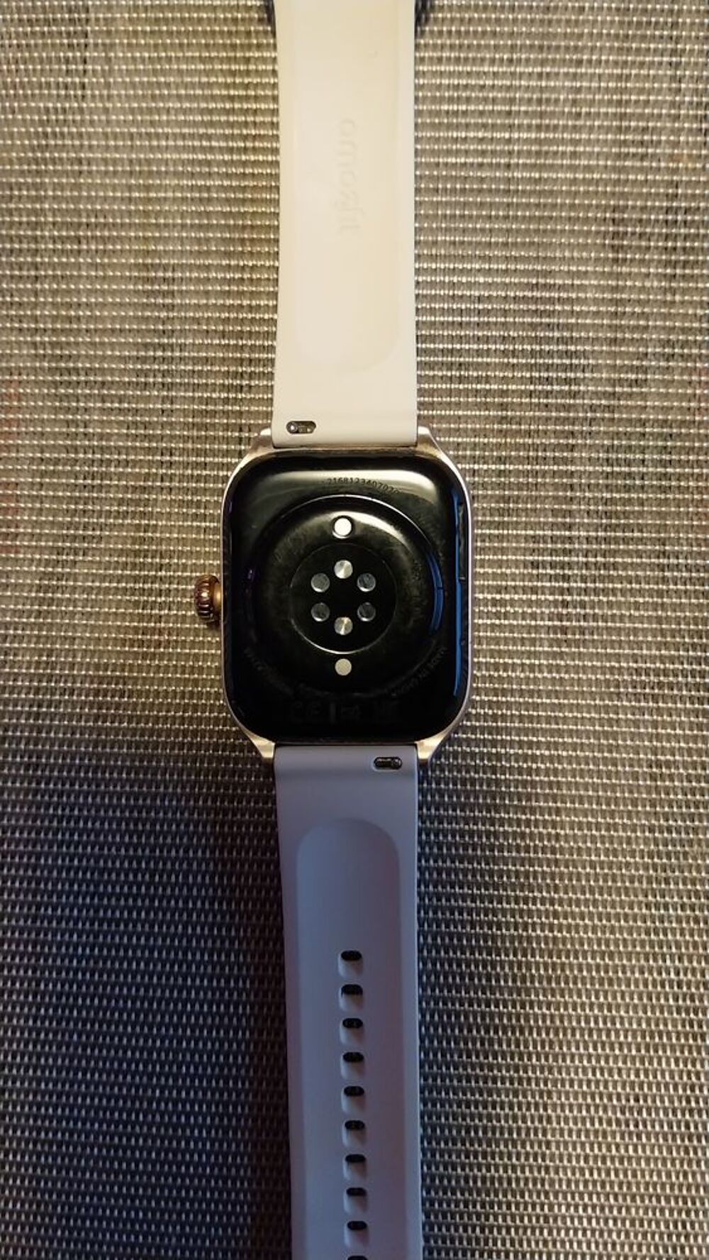 Montre connect&eacute;e Bijoux et montres