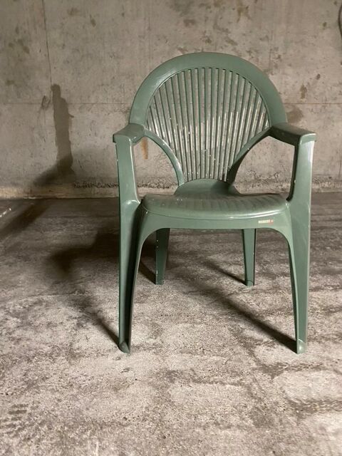quatre fauteuils de jardin 100 Lyon 3 (69)