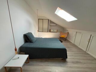  Appartement à louer 2 pièces 45 m²