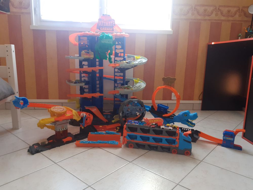 Lot de jouets Hotweels Jeux / jouets