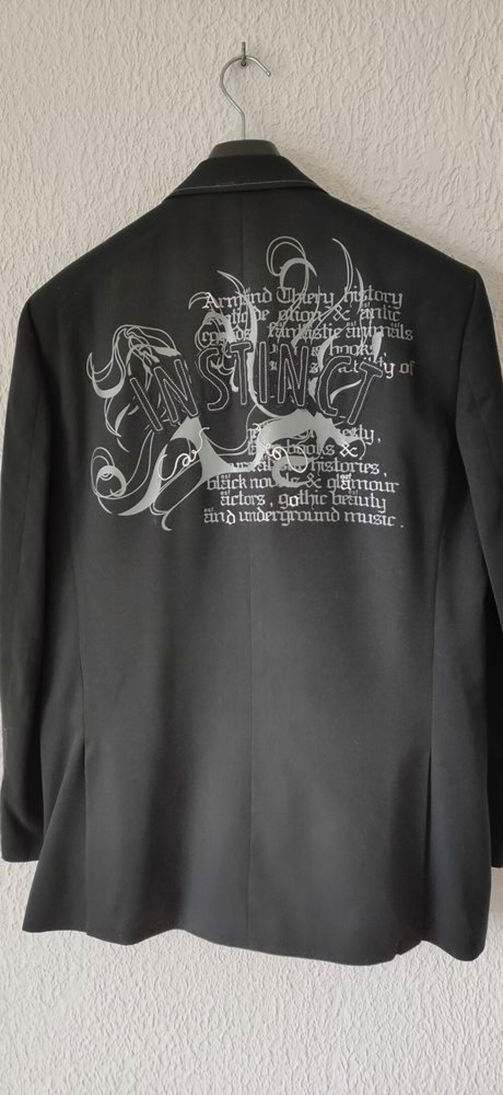 veste de sortie neuve taille 40-42''armand thiery '' Vêtements