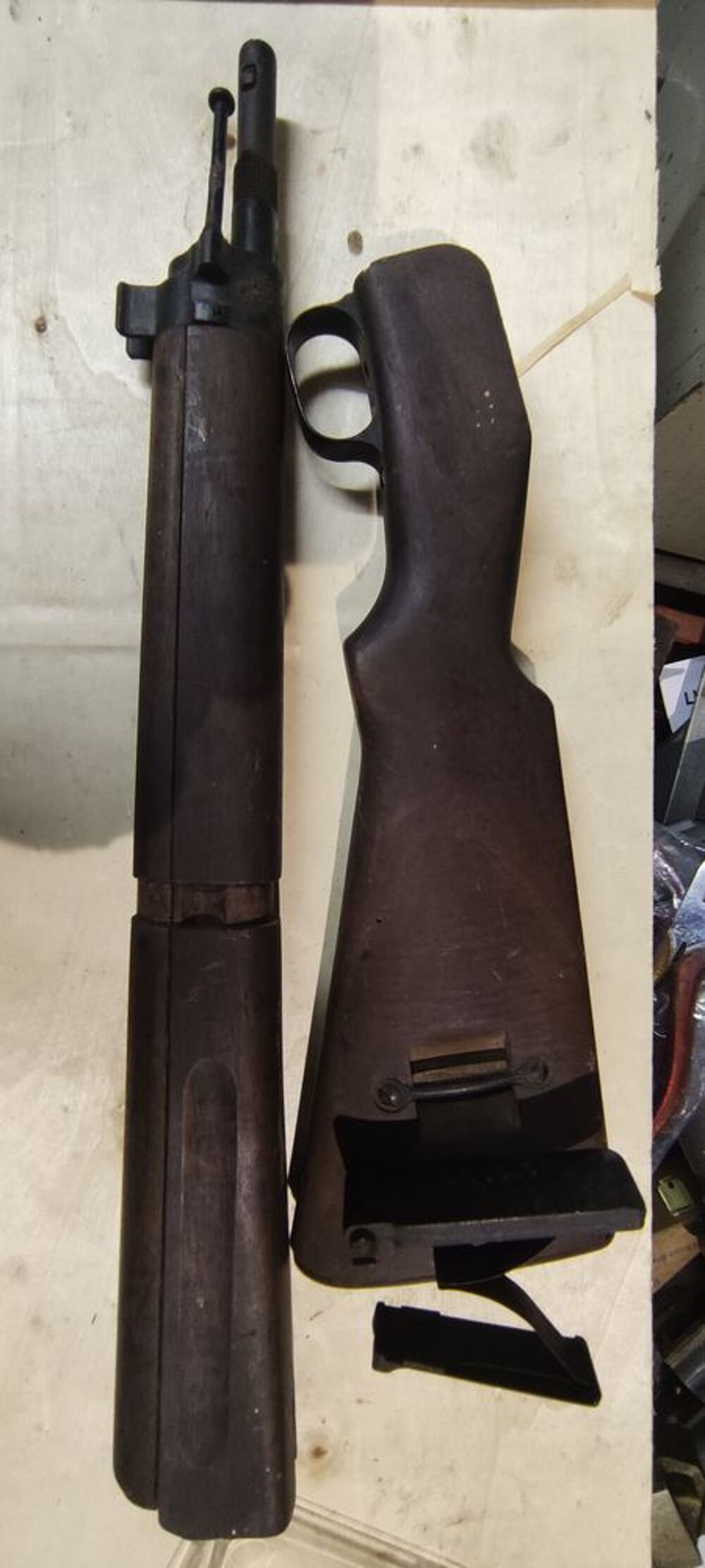 Cross en bois pour vieux fusil 