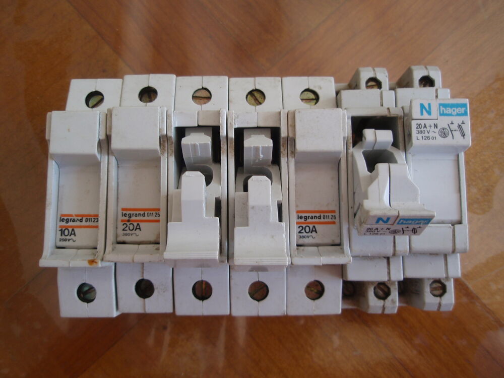 7 porte-fusibles Legrand-Hager Bricolage