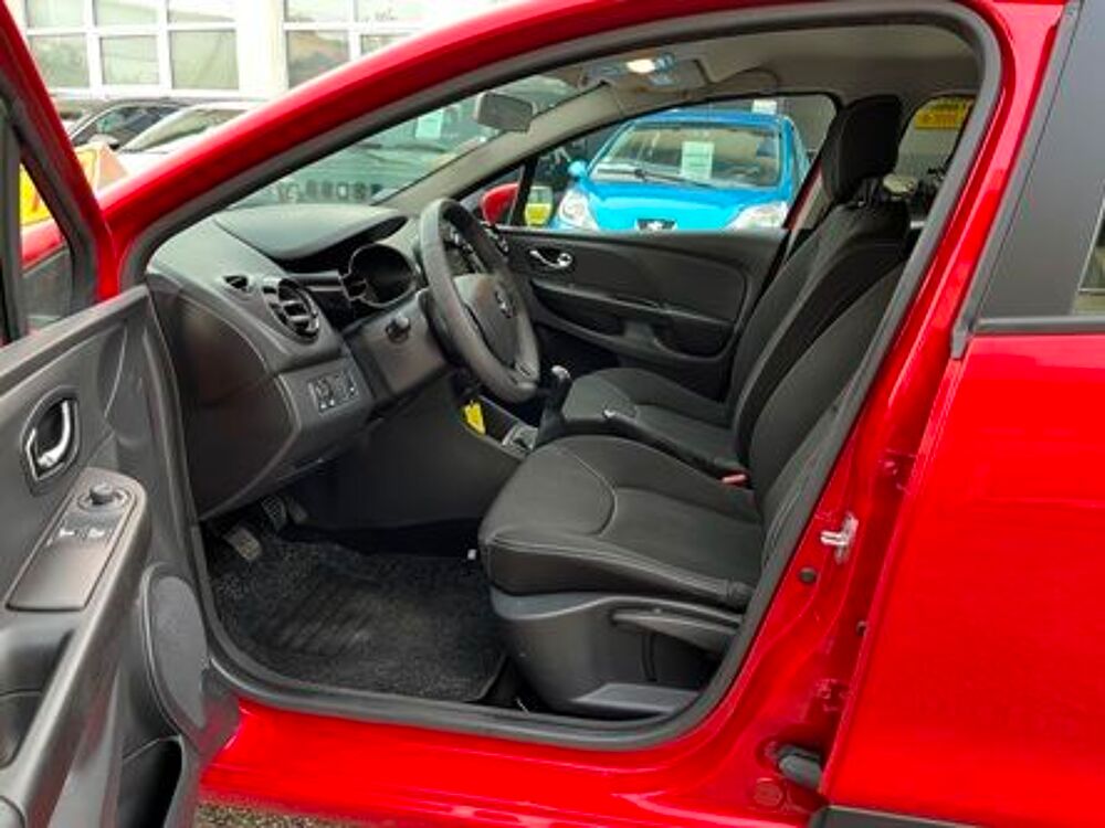 Clio IV dCi 90 Energy eco2 Business 90g 2013 occasion 42700 Firminy