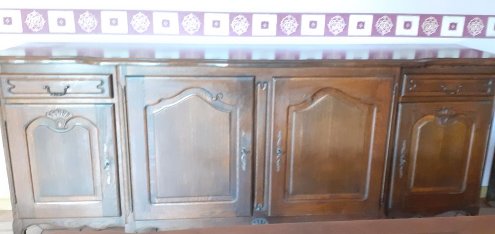 Buffet bas ch&ecirc;ne massif marque Riskoff Meubles