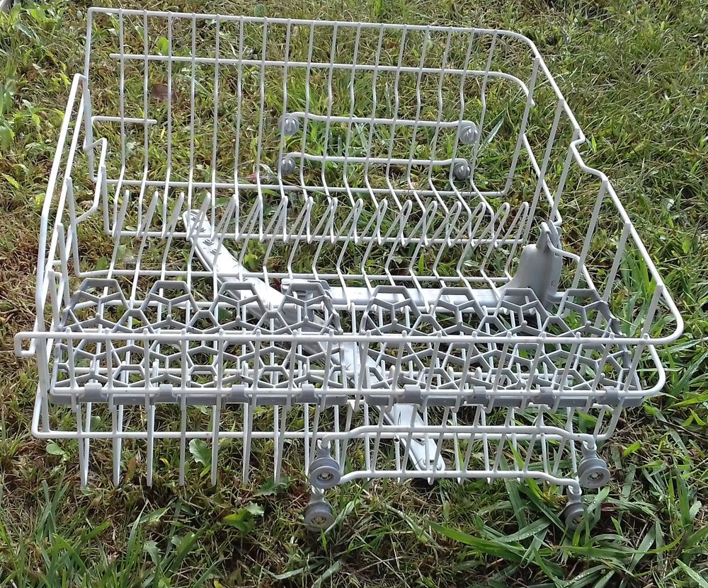 Panier sup&eacute;rieur lave vaisselle Ariston Electroménager