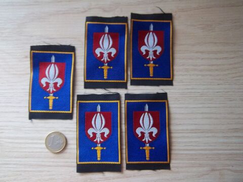 lot 5 écussons Commandement Militaire Défense Lille insignes 6 Valognes (50)