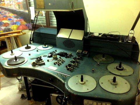 Table de montage professionnel INTERCIN  16mm 700 Verrires-le-Buisson (91)