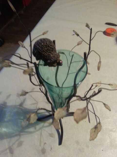 petit vase color� souffl� sur tr�pied - 8 Allez-et-Cazeneuve (47)