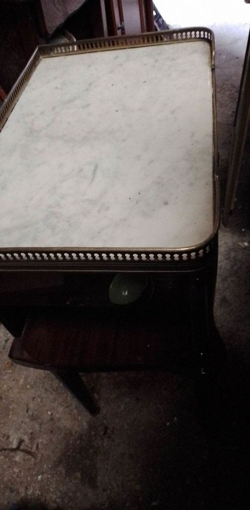 lots de 2 tables de nuit hauteur 59 cm long '44 cm Meubles