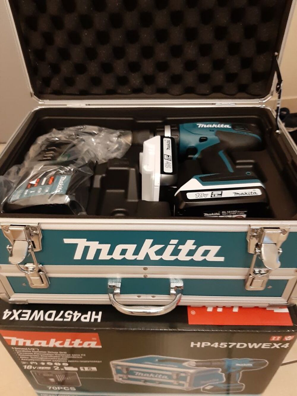 Coffret perceuse visseuse Makita Bricolage
