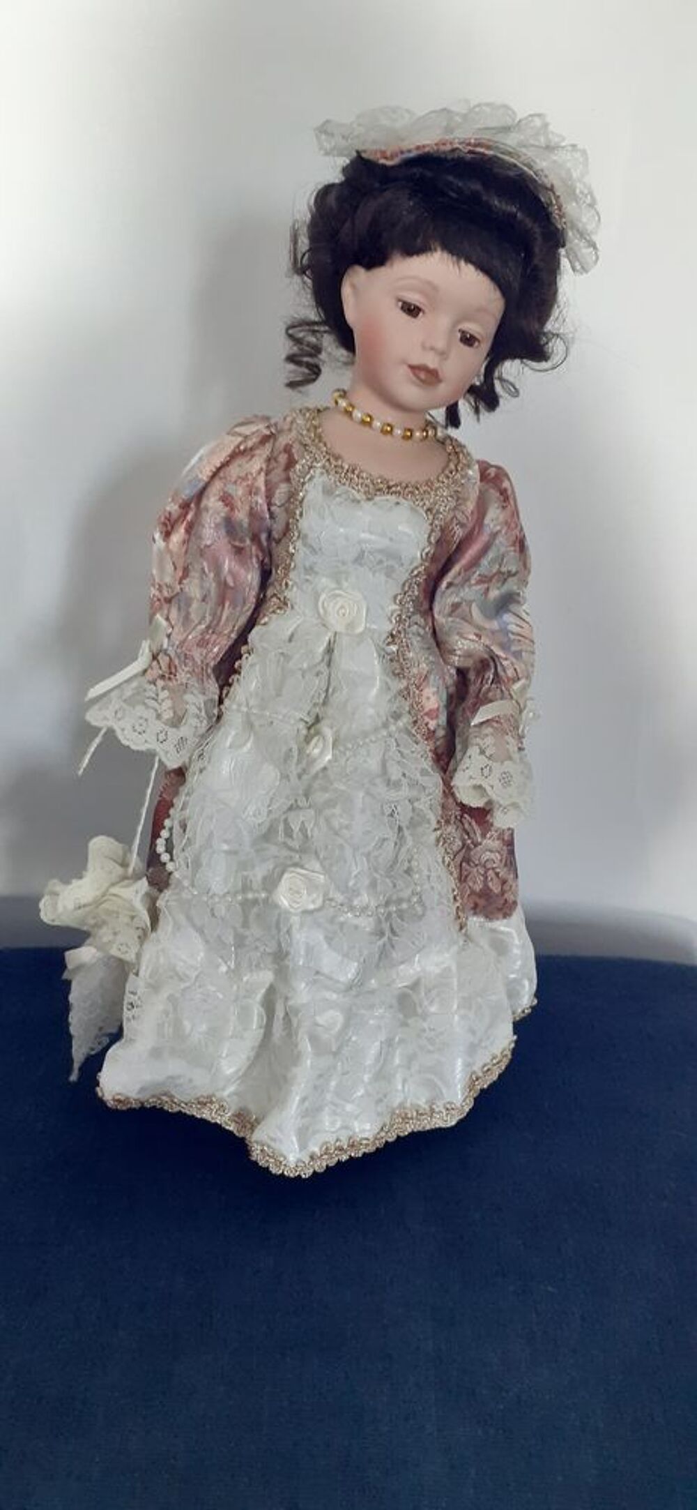 POUPEE PORCELAINE Jeux / jouets