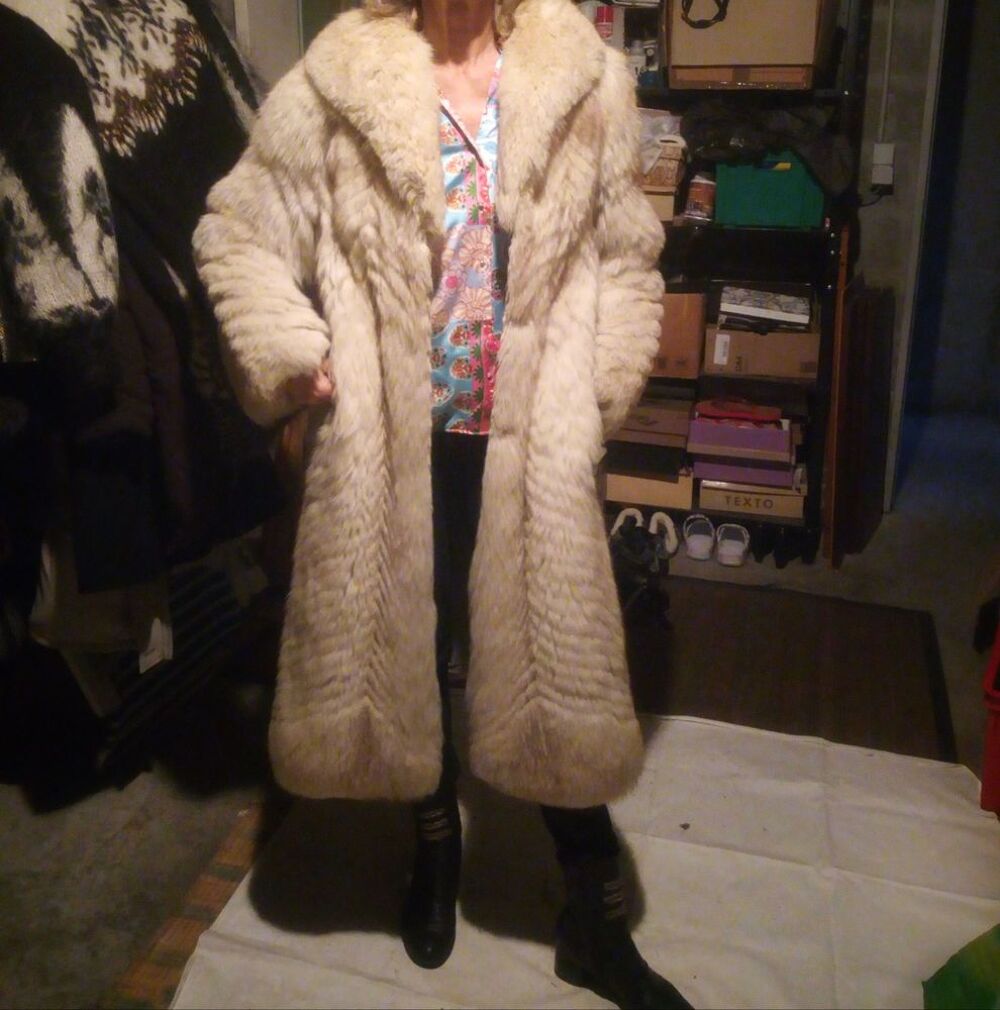 manteau fourrure v&eacute;ritable Vêtements