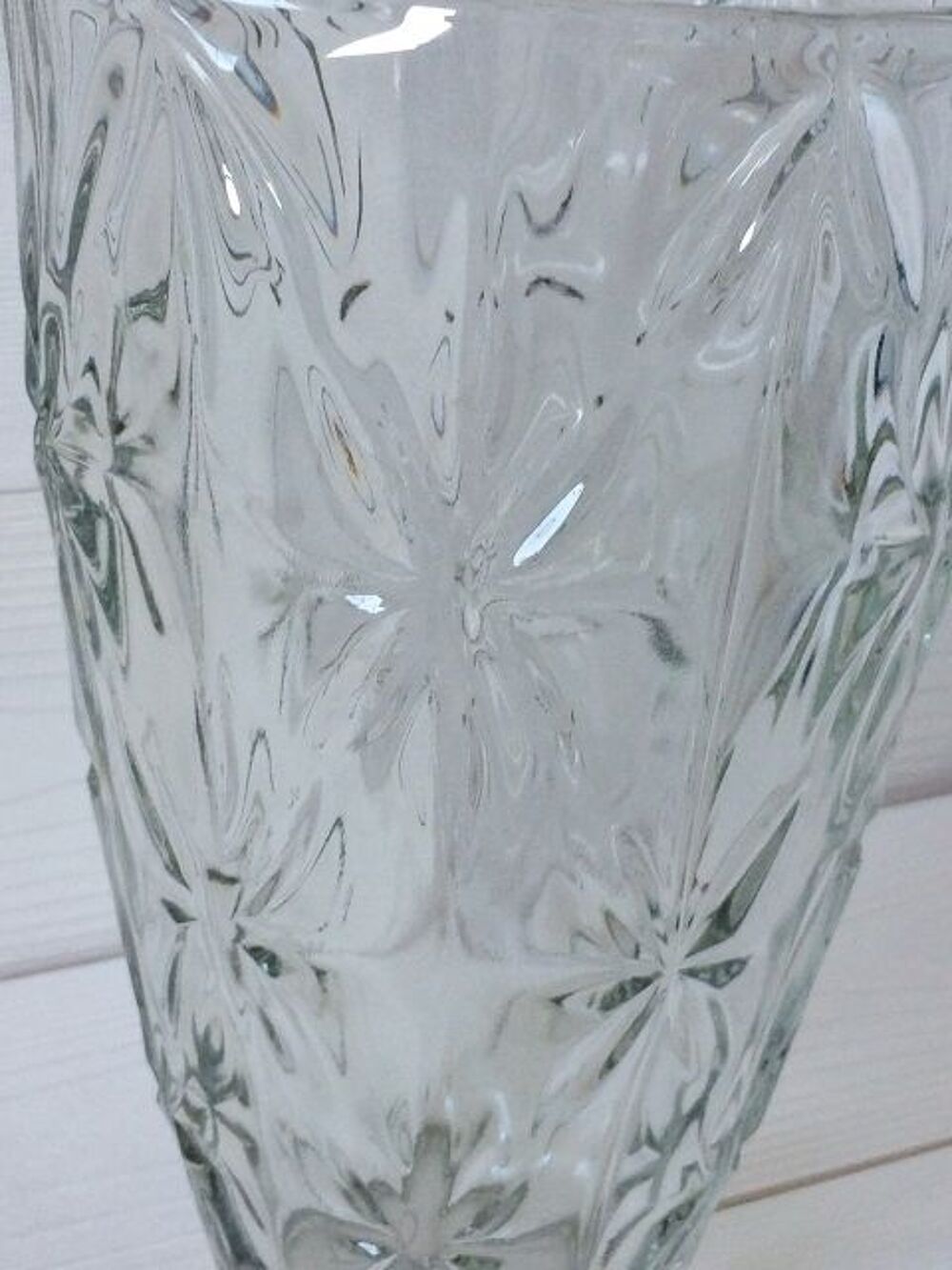 Vase en verre motif fleurs des ann&eacute;es 40/50 - EXCELLENT ETAT Décoration