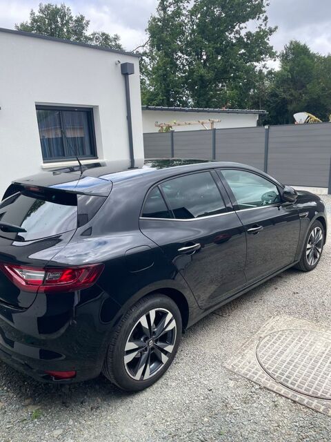 Renault Megane IV Mégane IV Berline TCe 140 Energy EDC Intens 2018 occasion Treillières 44119