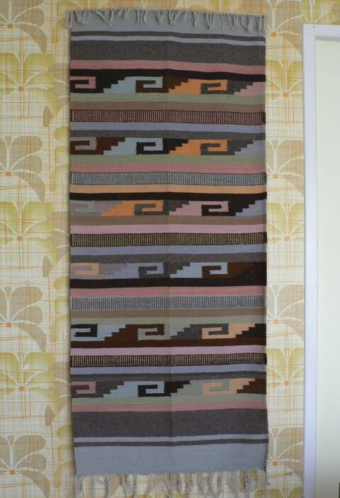 Tapis artisanal indien Navajo Arizona 145 Élancourt (78)