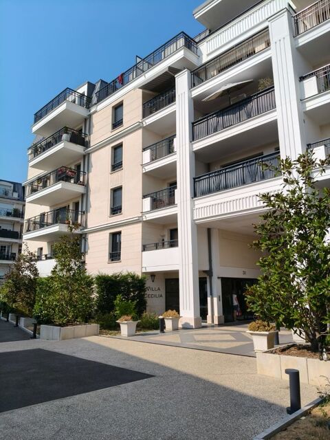   d'un bel appartement 60m2 à Clamart libre de suite. Appartement - 3 pièce(s) - 60 m²