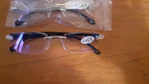  3 paires de lunettes loupe 10 Als (30)