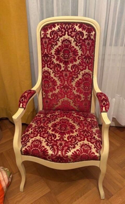 Fauteuil cabriolet de style Louis-Philippe retapissé tissu damassé rouge 80 Alfortville (94)
