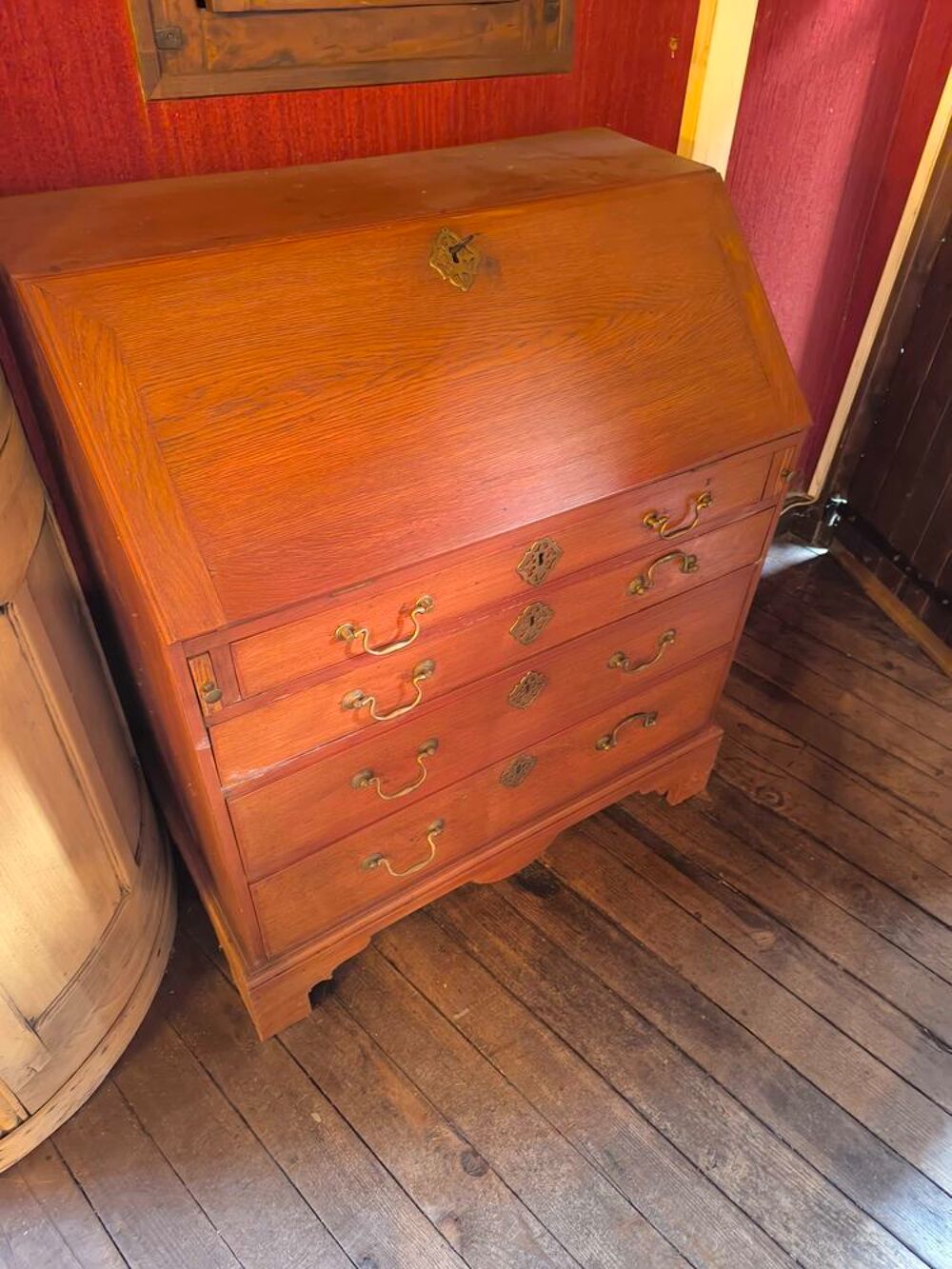 vide maison et magasin d'antiquit&eacute;s brocante Meubles